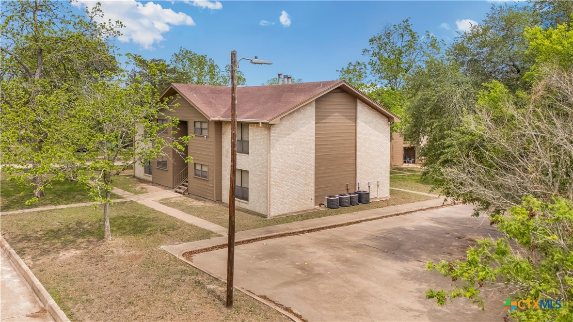 603 E Gonzales and 201 Pecan St Street