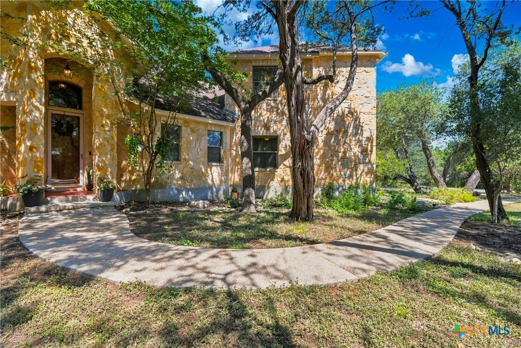 Photo of 2 Trophy Lane, New Braunfels, TX 78132 (MLS # 624984)
