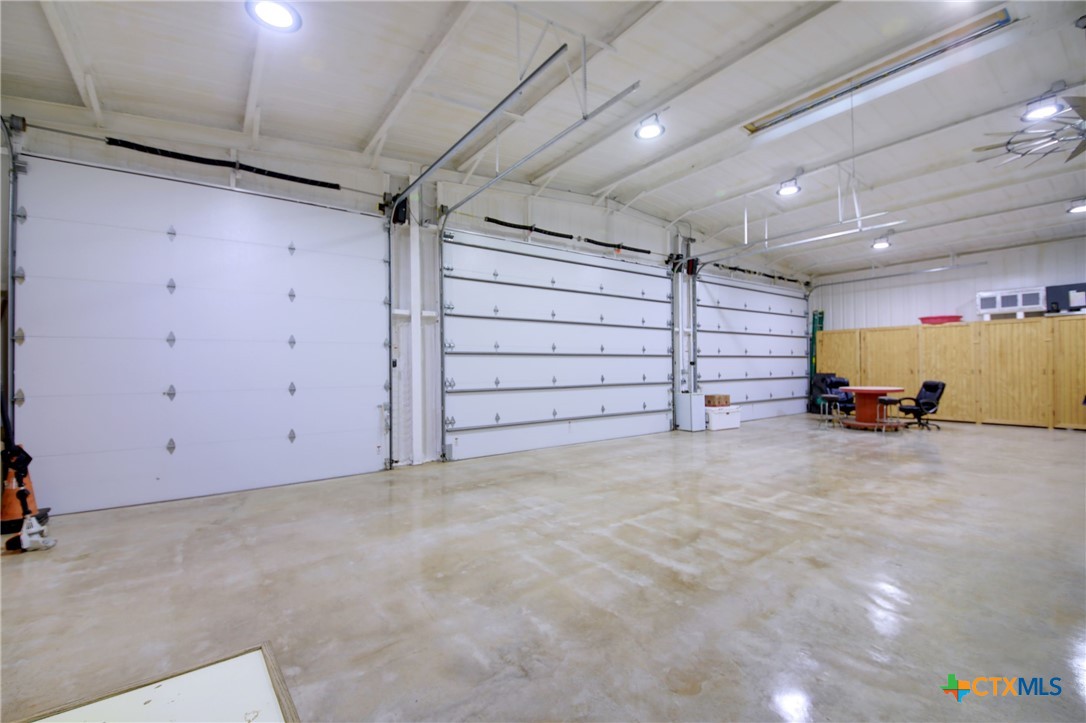 221 Private Road 4001