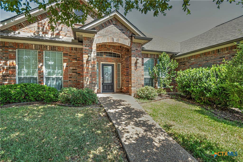 Photo of 5920 Fawn Meadows Drive, Temple, TX 76502 (MLS # 621499)