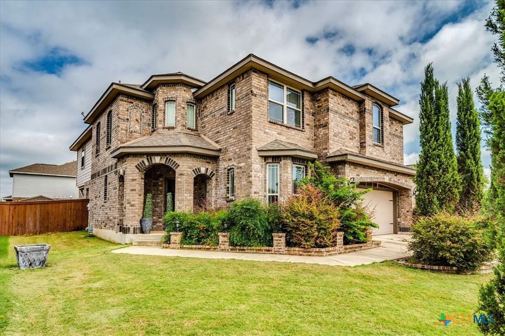 Photo of 913 Overcup Drive, San Marcos, TX 78666 (MLS # 583467)