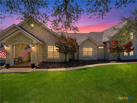 Photo of 1041 Spanish Trail, New Braunfels, TX 78132 (MLS # 616379)