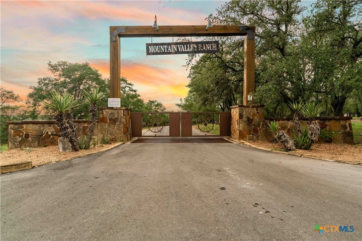 Photo 1 of 29 — Lot 35B Pr 2533, Mico, TX 78056