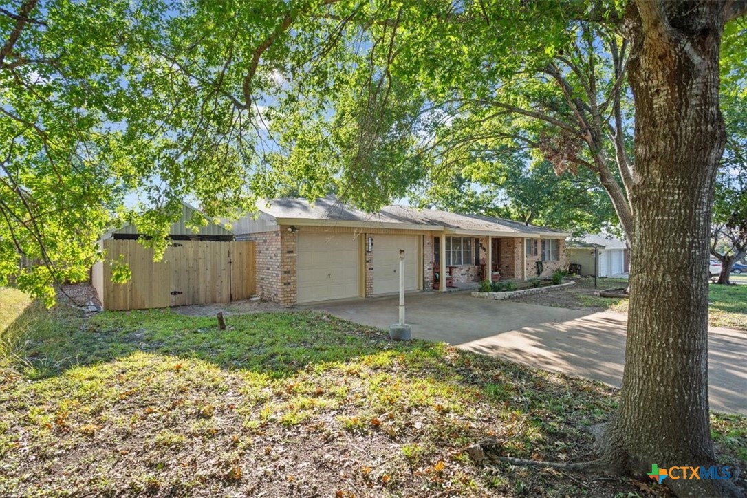 3109 Las Moras Drive