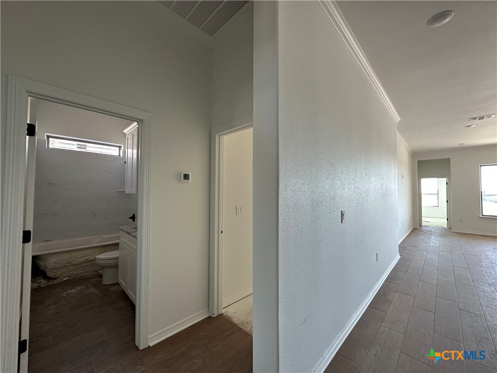 2039 Horse Cane Court