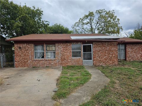 Photo of 2308 Athens Street, Killeen, TX 76541 (MLS # 596494)
