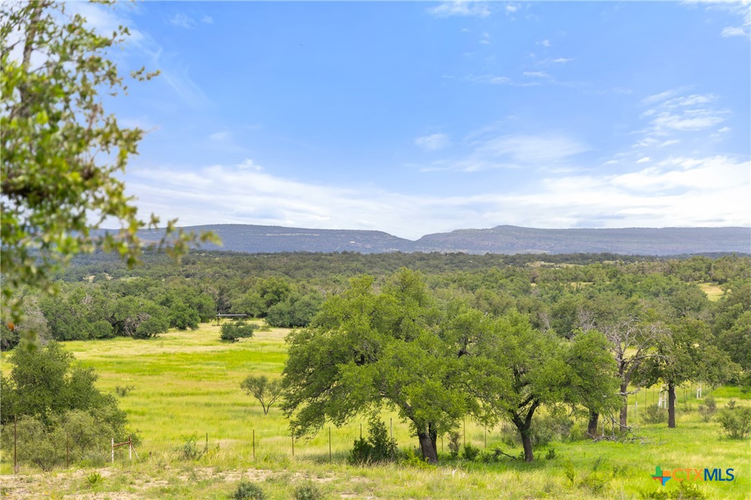 9069-39 Ranch Road 1323