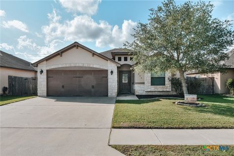 Photo of 405 Tuscany Drive, Victoria, TX 77904 (MLS # 611855)