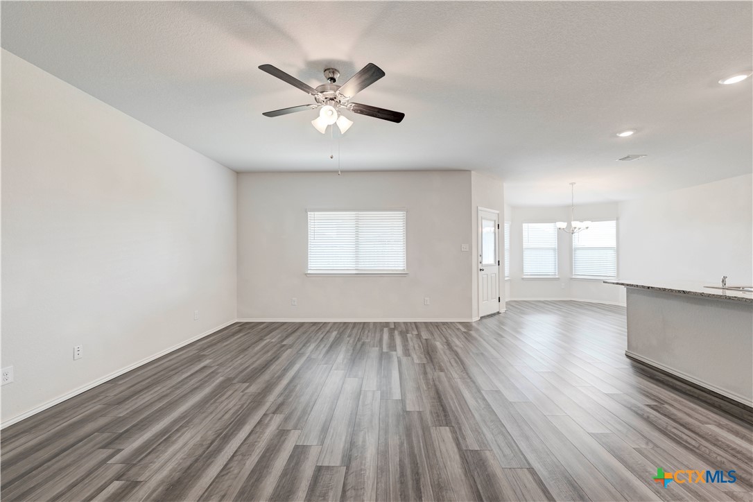 412 Saddleback Trail