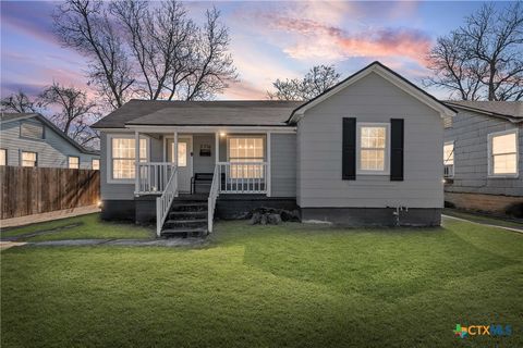 2716 Mckenzie Avenue Waco TX 76708