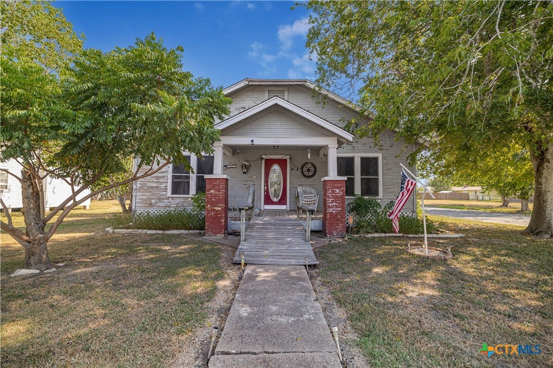 520 E First Street