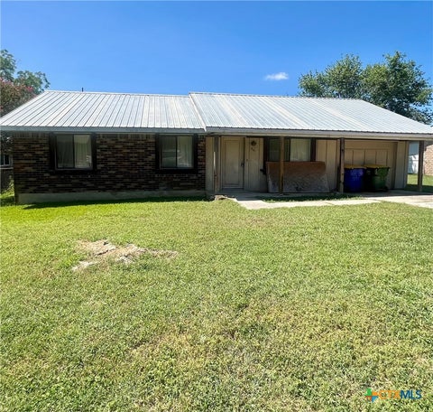 Photo of 824 Larry Drive, Gonzales, TX 78629 (MLS # 623561)