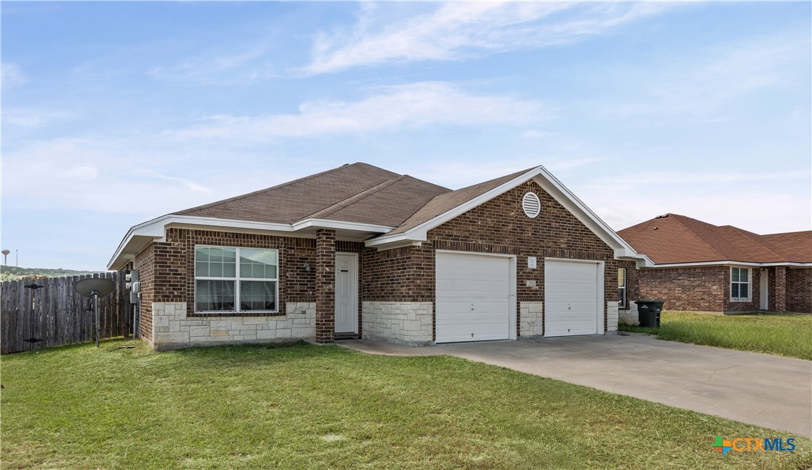 2911 Starlight Drive