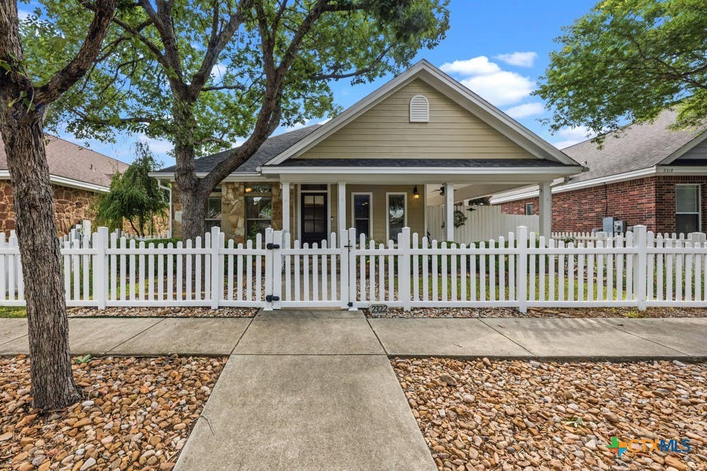 Photo of 2322 Cotton Boulevard, New Braunfels, TX 78130 (MLS # 617618)