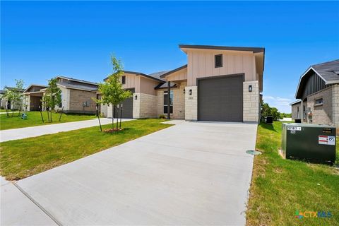 Photo of 1303 Lone Pine Way, Killeen, TX 76543 (MLS # 618554)