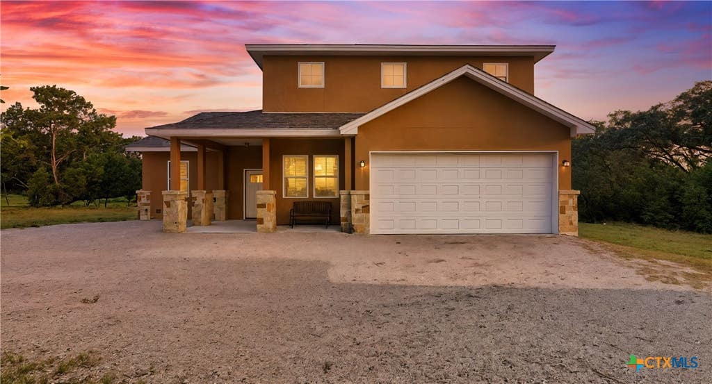 Photo of 175 Crazy Horse Trail, Canyon Lake, TX 78133 (MLS # 597221)
