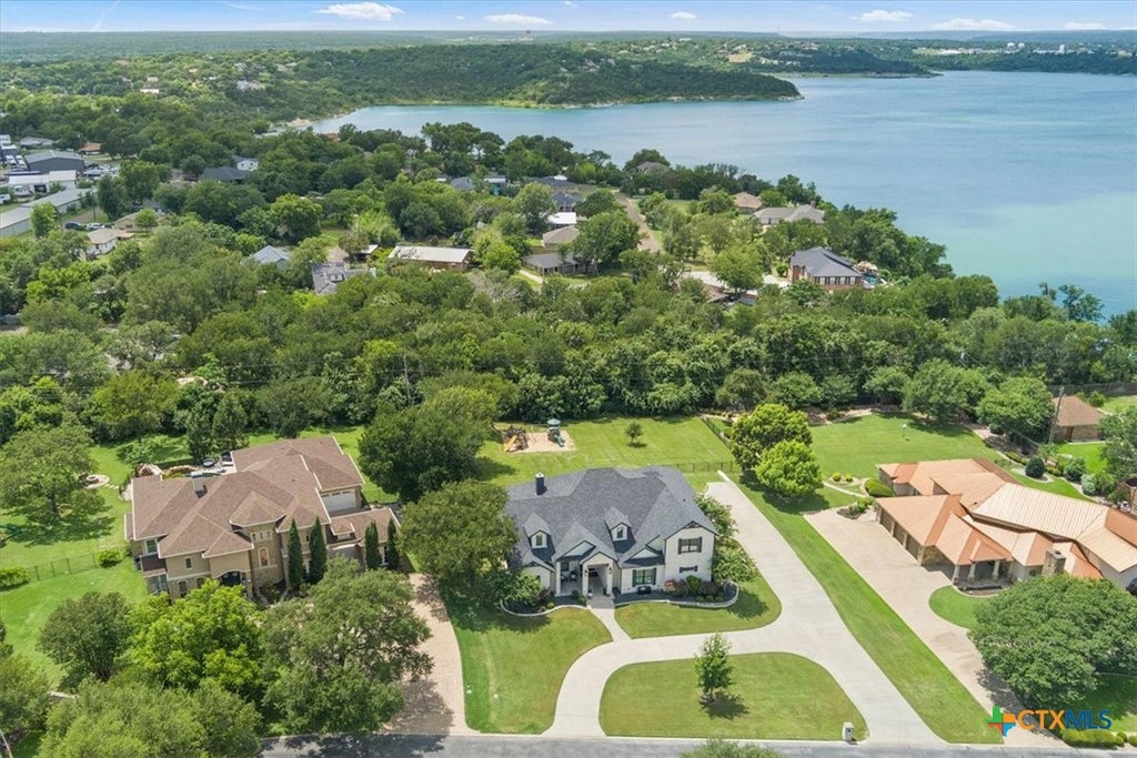 Photo of 3806 Southlake Drive, Belton, TX 76513 (MLS # 616662)