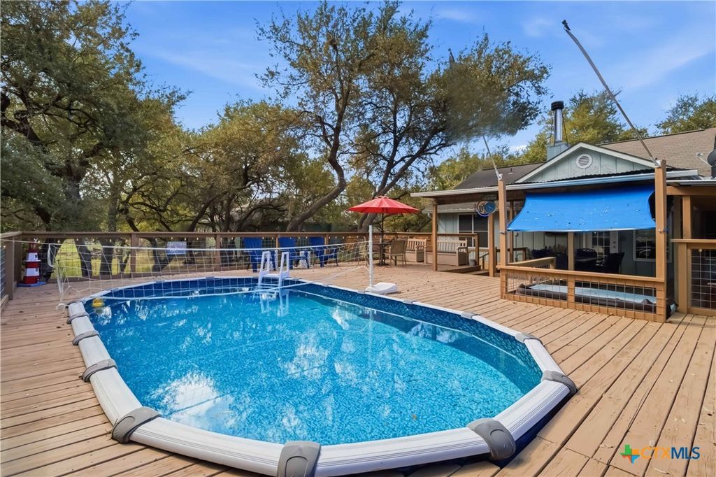 Photo of 1354 Dawnridge Drive, Canyon Lake, TX 78133 (MLS # 605403)