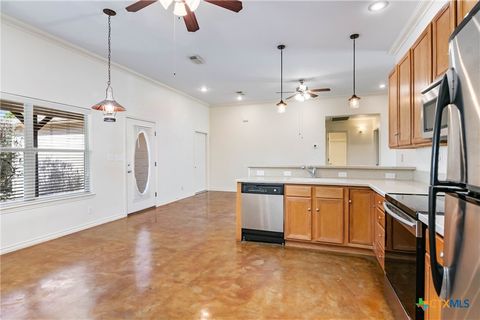 A home in Canyon Lake