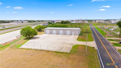Photo of 512 Hartman Road, Victoria, TX 77905 (MLS # 623672)