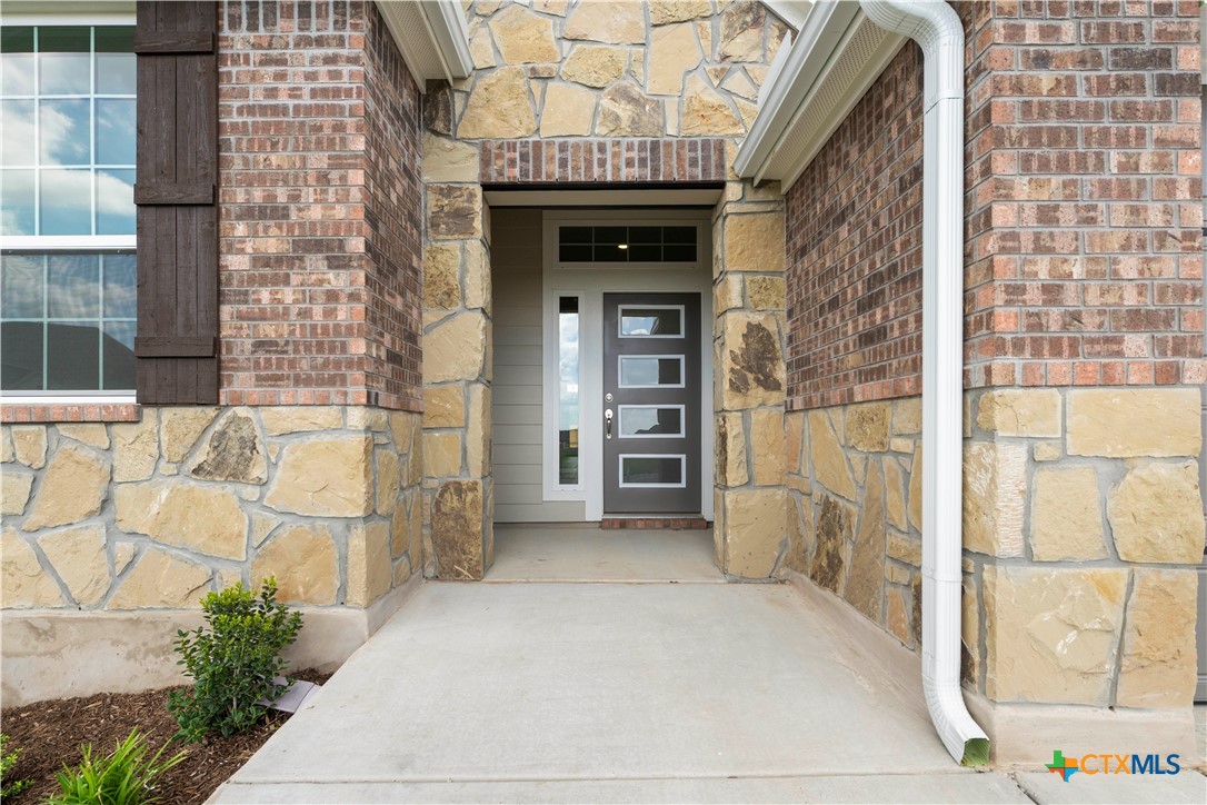 5102 Pollack Lane