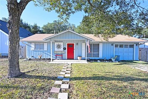 Photo of 553 Scenic Drive, Canyon Lake, TX 78133 (MLS # 597325)