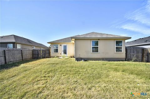 A home in Luling