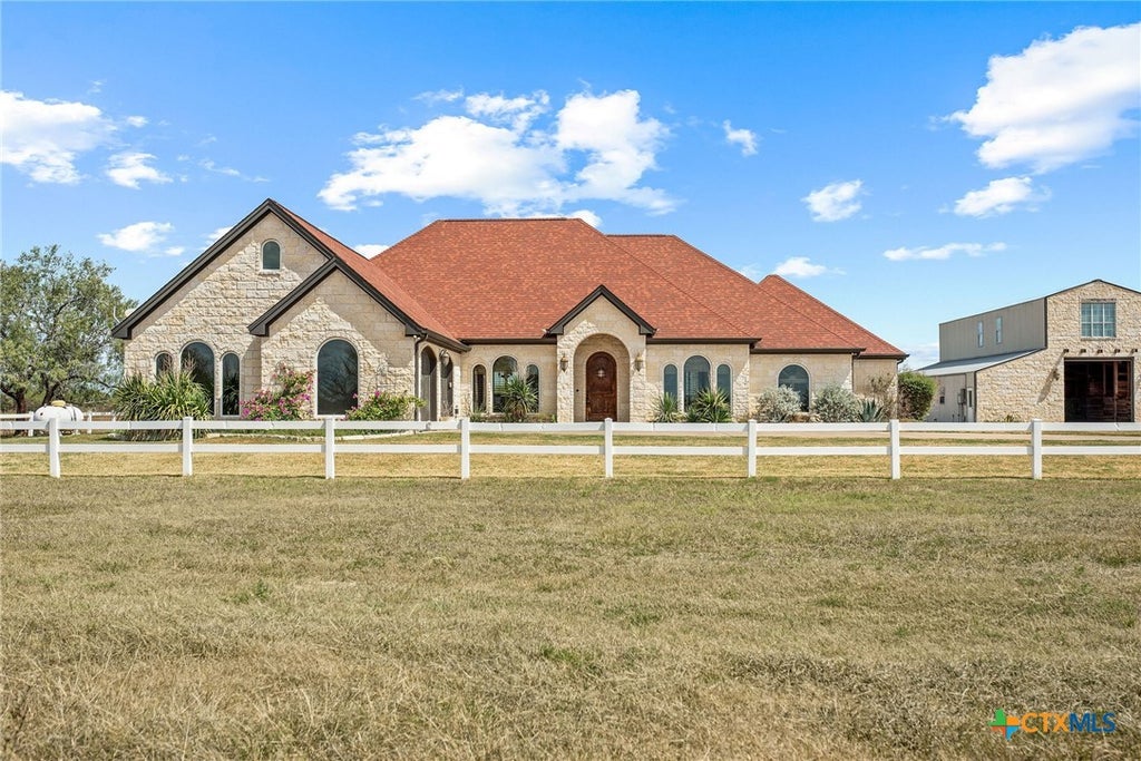Photo of 6903 FM 236, Victoria, TX 77905 (MLS # 626713)
