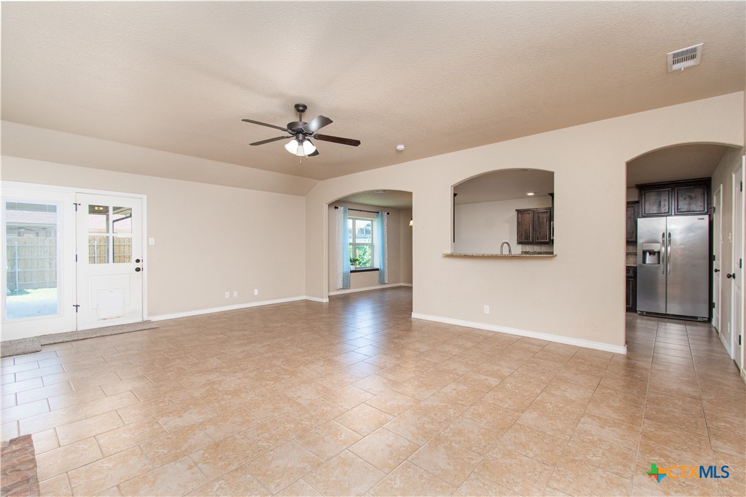 3808 Anvil Range Road