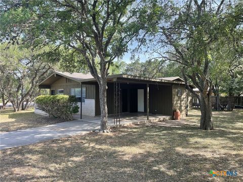 Photo of 900 Hazelton Street, San Marcos, TX 78666 (MLS # 612756)