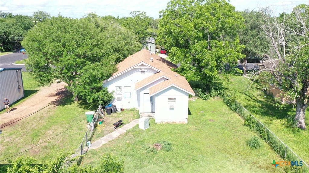 Photo of 1704 N Goldman Street, Victoria, TX 77901 (MLS # 627612)