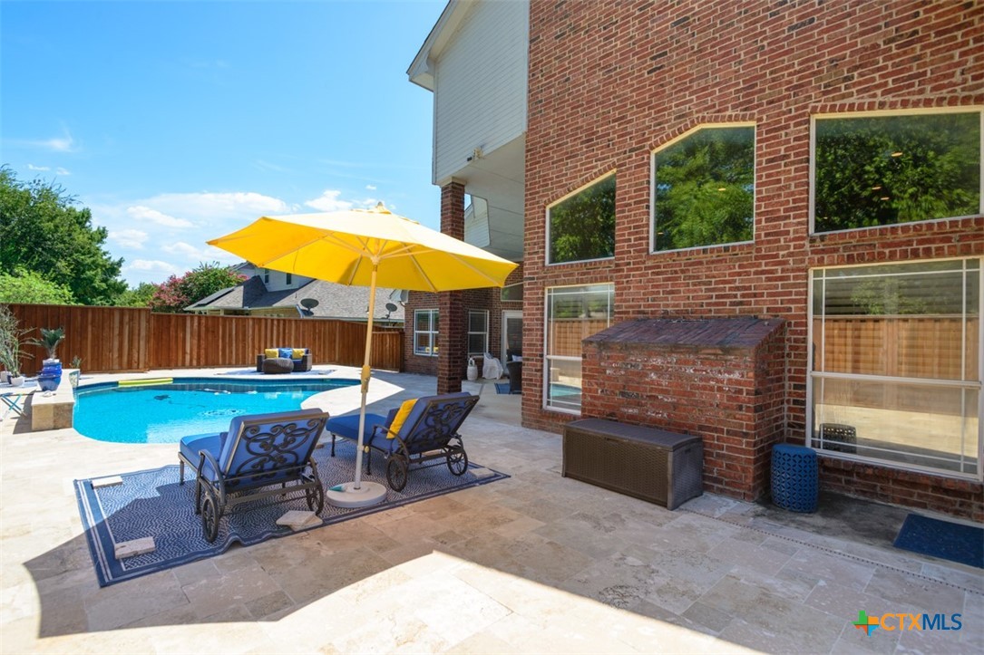 2101 Grizzly Trail