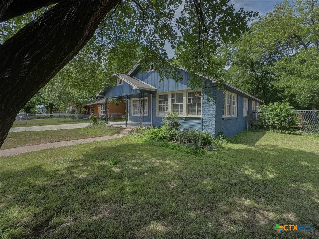 513 Brook Drive