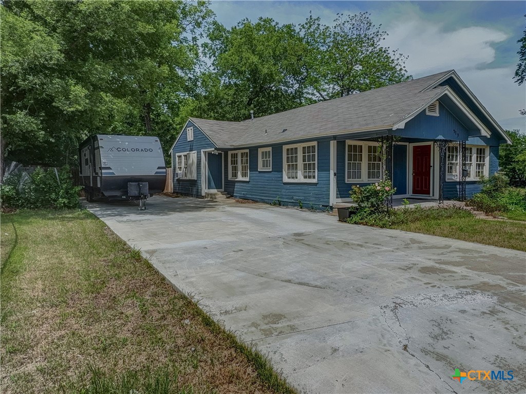 513 Brook Drive