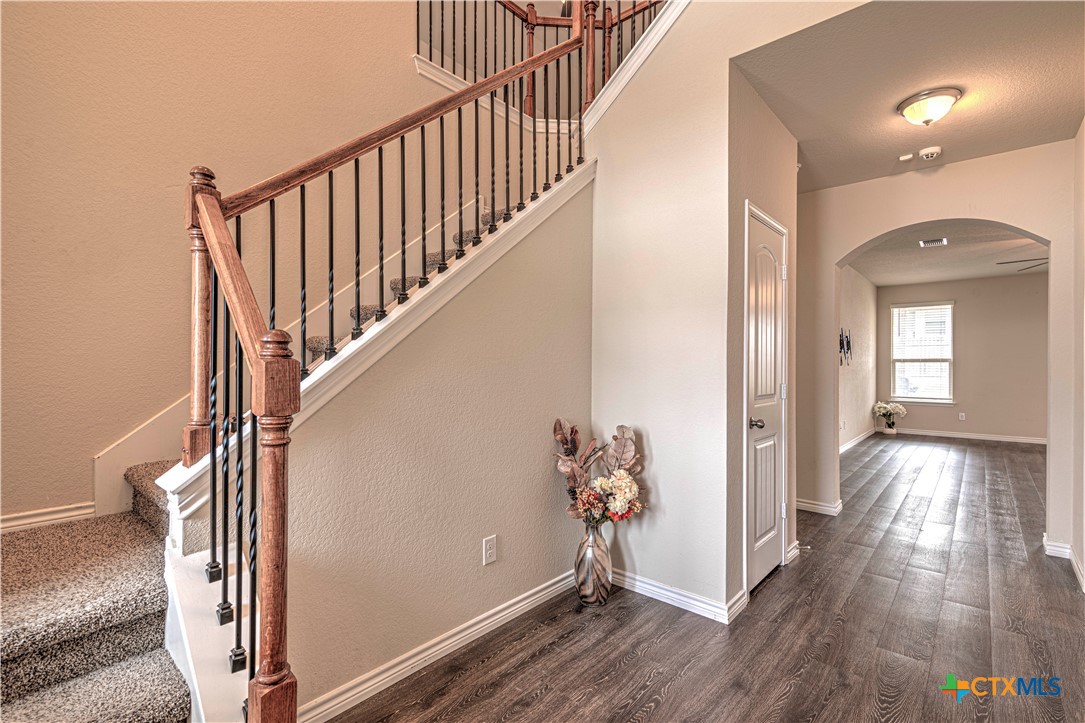 5300 Primavera Lane