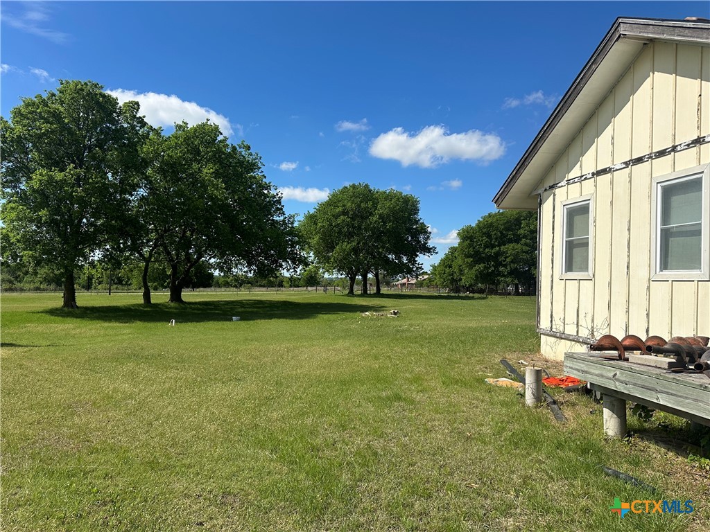 1998 W Hillyard Road