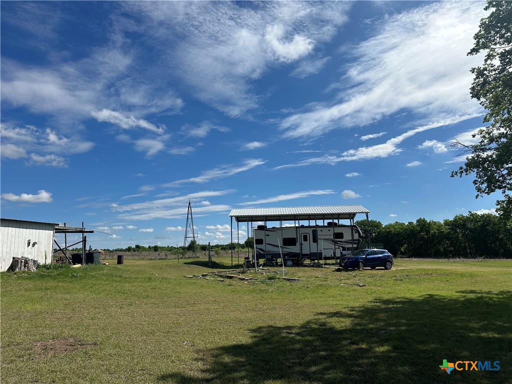 1998 W Hillyard Road