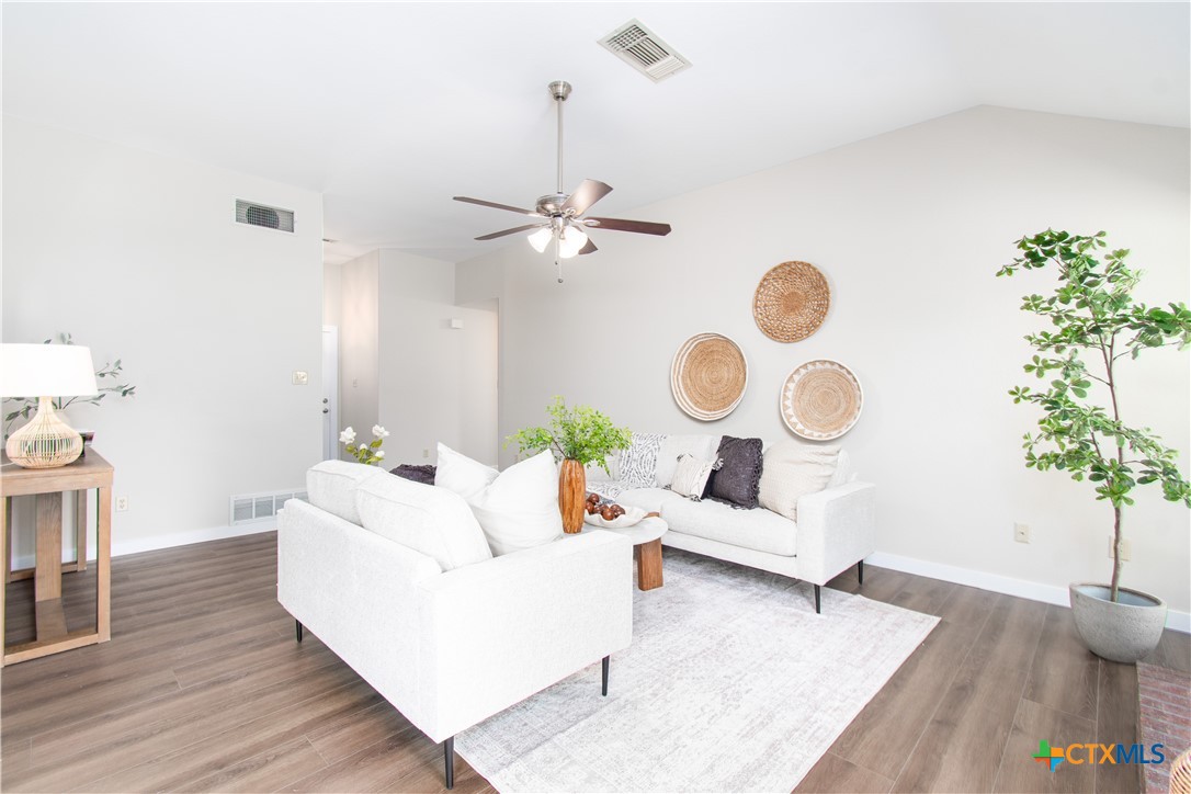 1418 Cedar Lane