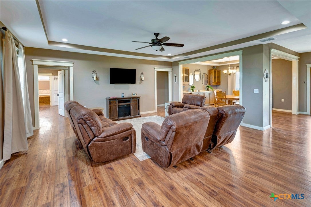 1207 Friar Rd