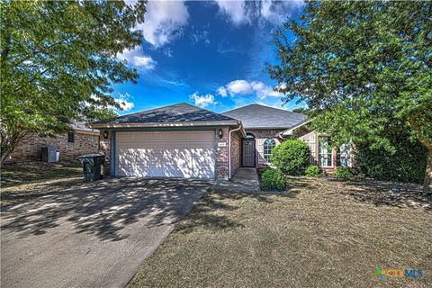 Photo of 5601 Jim Avenue, Killeen, TX 76549 (MLS # 595946)