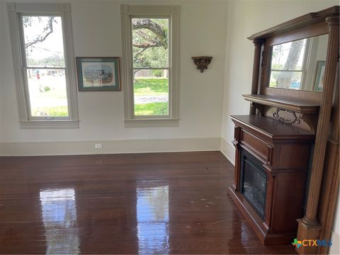 A home in Goliad