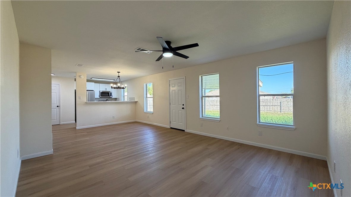 2610 Thoroughbred Drive