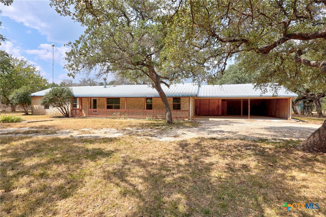 301 Private Road 904