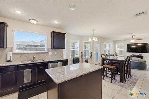 Photo of 9610 Raeburn Court, Killeen, TX 76542 (MLS # 614007)
