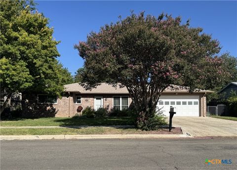 Photo of 1905 Kirk Avenue, Killeen, TX 76543 (MLS # 619567)