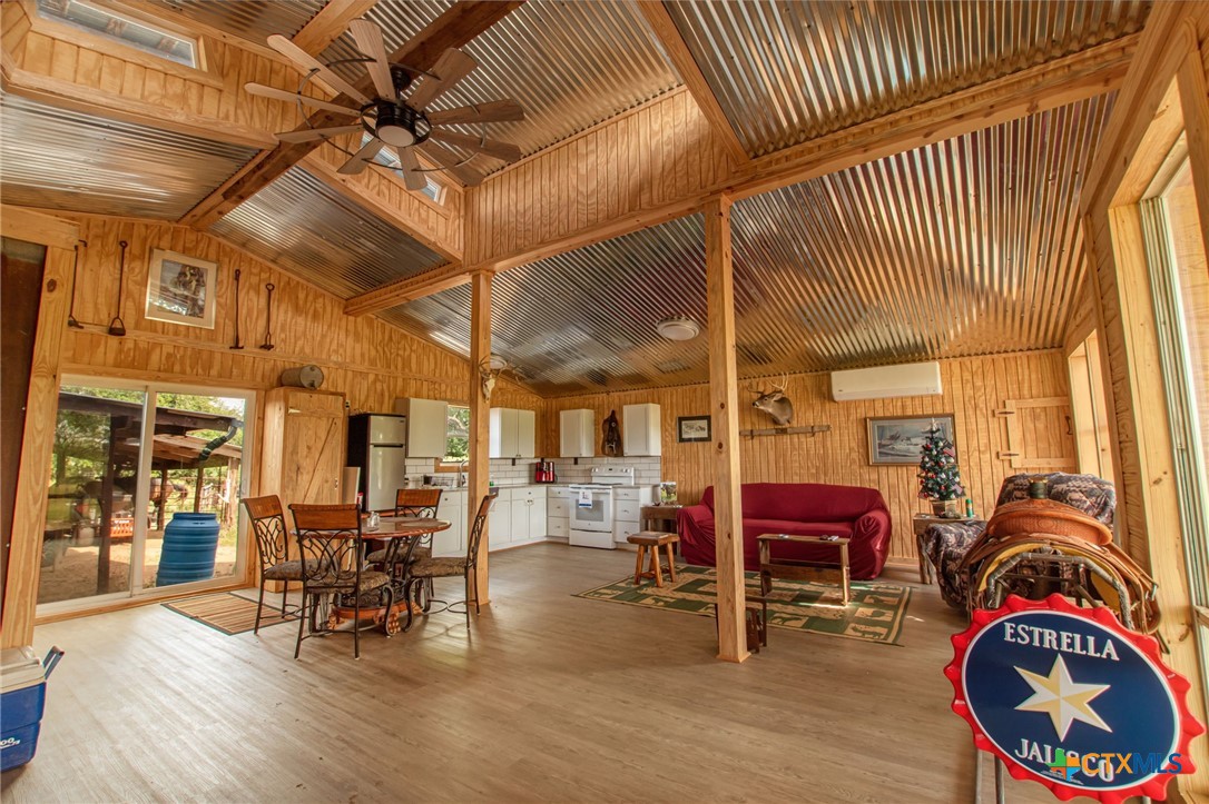 7520 County Road 216a