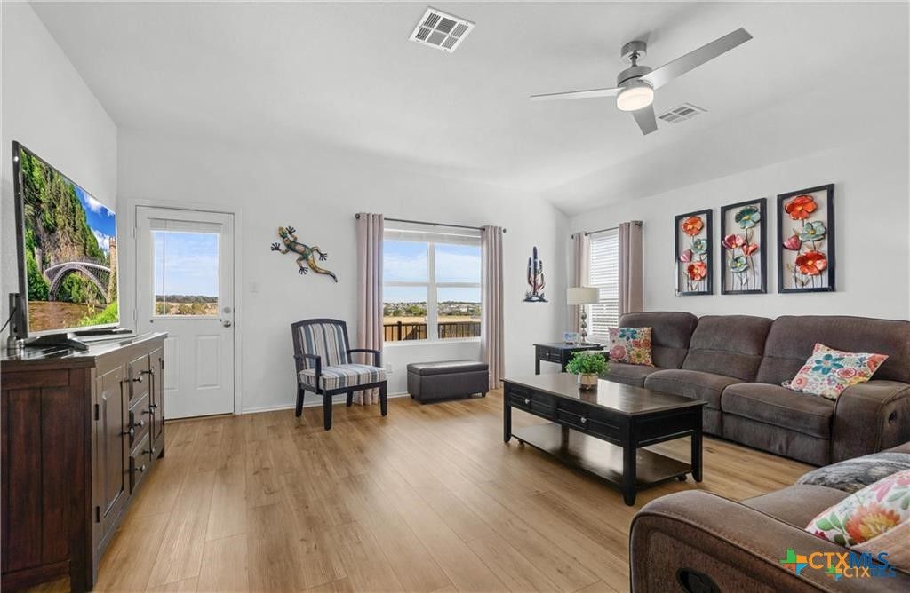 Photo of 108 The Ugly Way, Jarrell, TX 76537 (MLS # 610732)