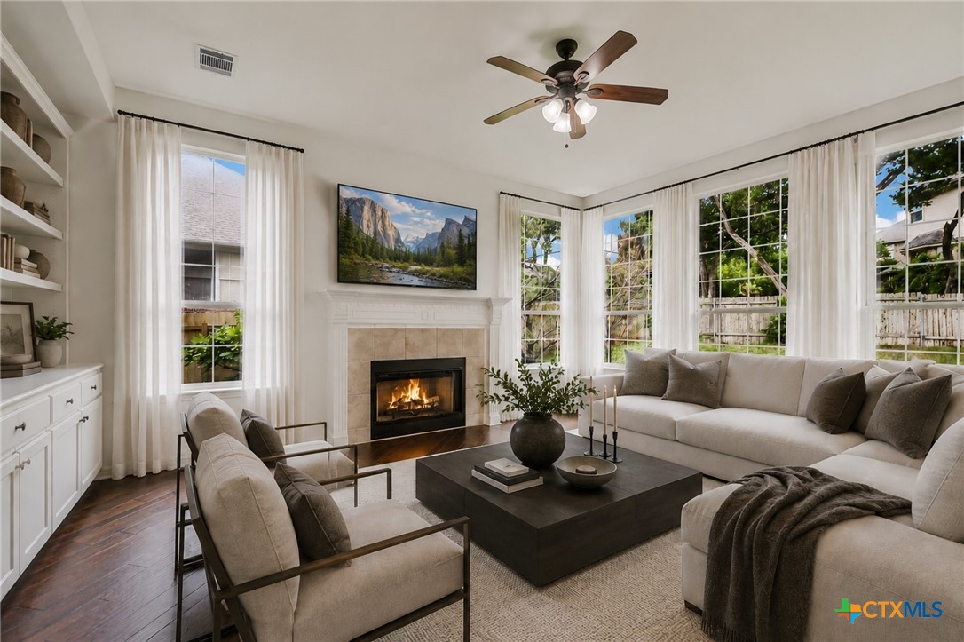 10201 Spicewood Mesa