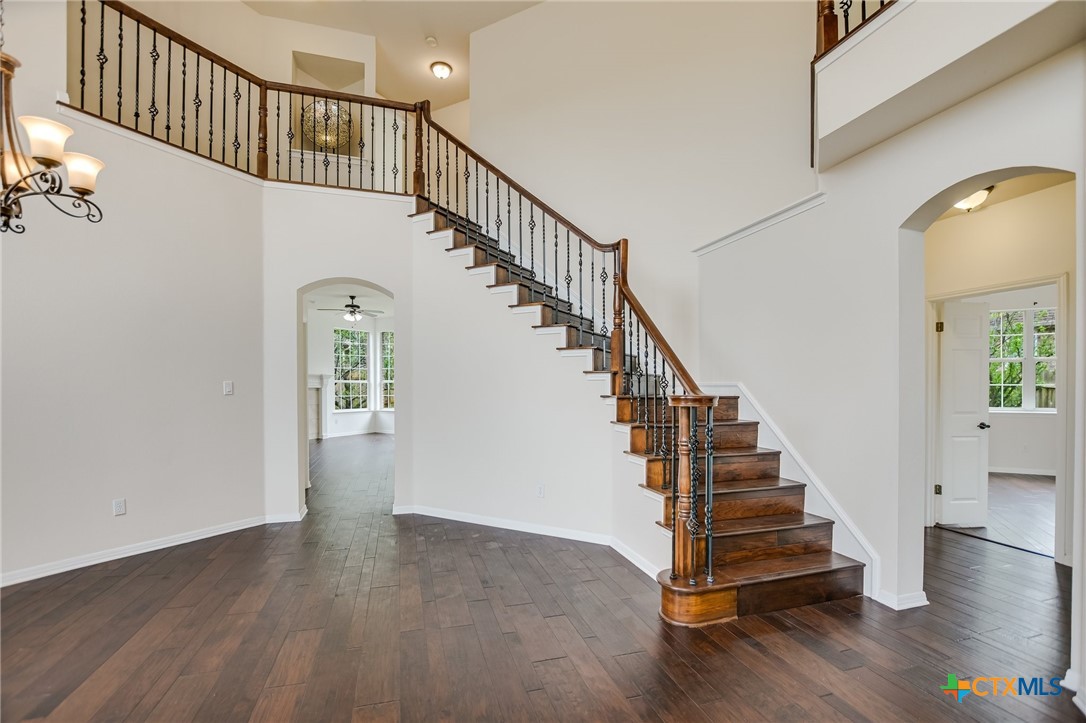 10201 Spicewood Mesa