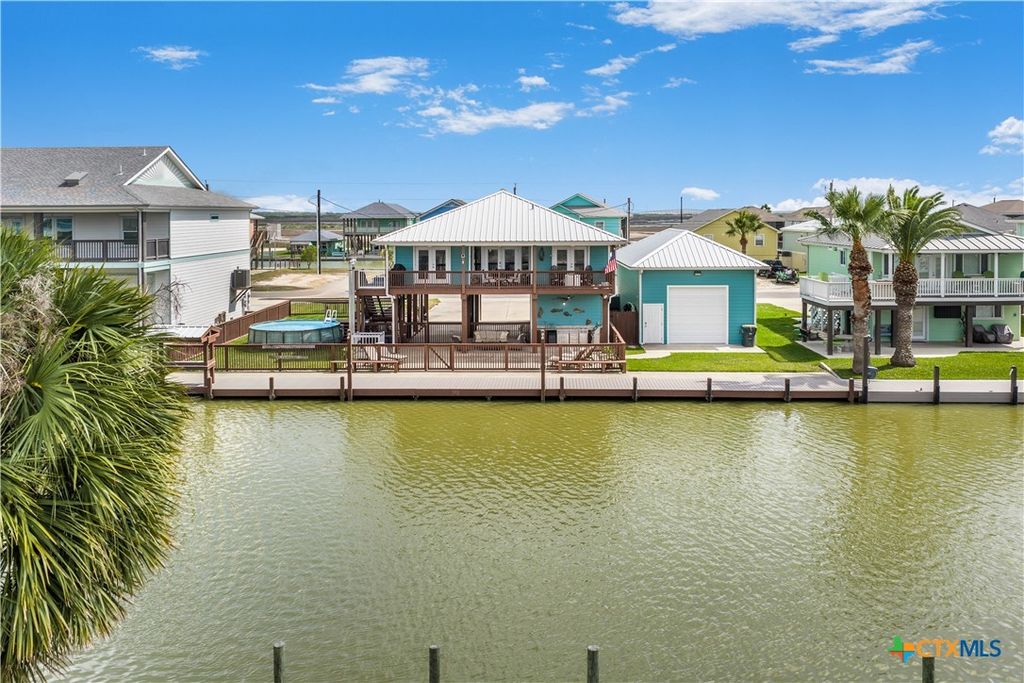 Photo of 140 Channelview, Rockport, TX 78382 (MLS # 610887)